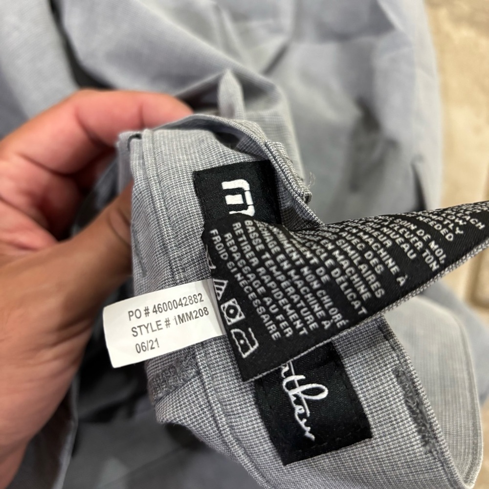 TravisMathew Men's Wanderlust Shorts Sz 42 - Picture 9 of 12